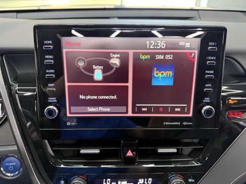 Used 2023 Toyota Camry XSE FWD image 17