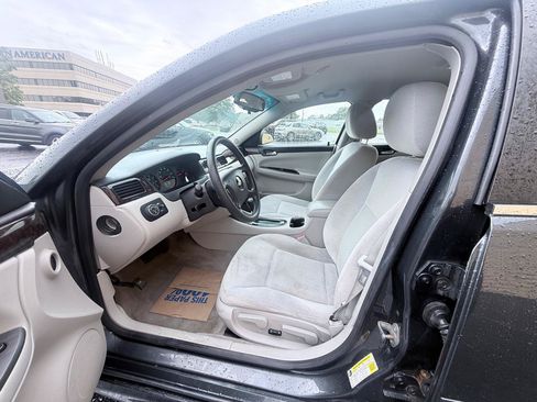 Used 2016 Chevrolet Impala Limited LS FWD image 10