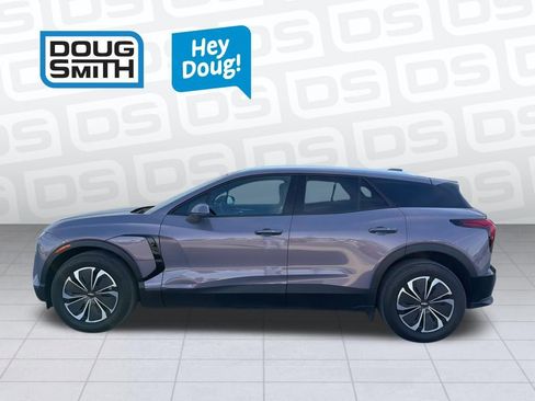 Used 2024 Chevrolet Blazer EV LT AWD/4WD image 3
