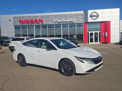 New 2026 Nissan Sentra SL image 1