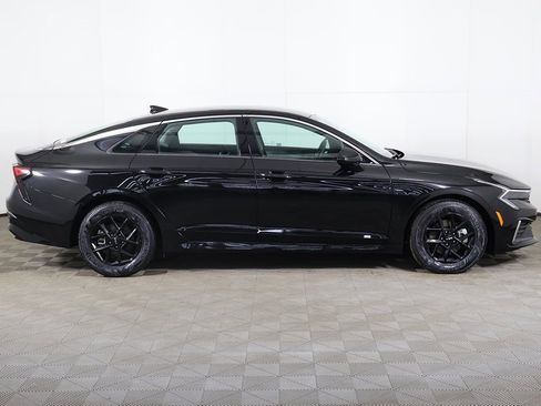 Used 2025 Kia K5 LXS image 16