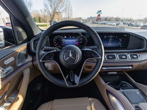 New 2026 Mercedes-Benz GLE 580 4MATIC image 16