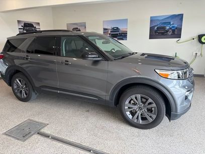 Used 2024 Ford Explorer XLT w/ Equipment Group 202A