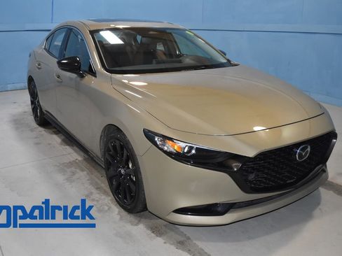 Used 2024 MAZDA MAZDA3 s image 1