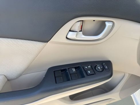 Used 2013 Honda Civic LX image 23