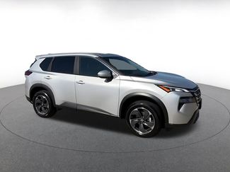 Used 2025 Nissan Rogue SV video 2