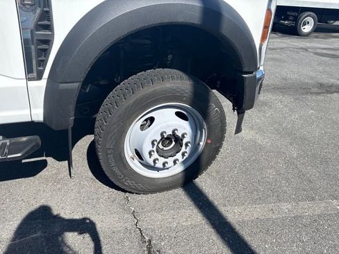 New 2026 Ford F550 4x4 Regular Cab Super Duty image 9