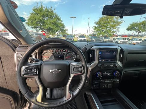 Used 2021 Chevrolet Silverado 1500 LT Trail Boss w/ Convenience Package II AWD/4WD image 36