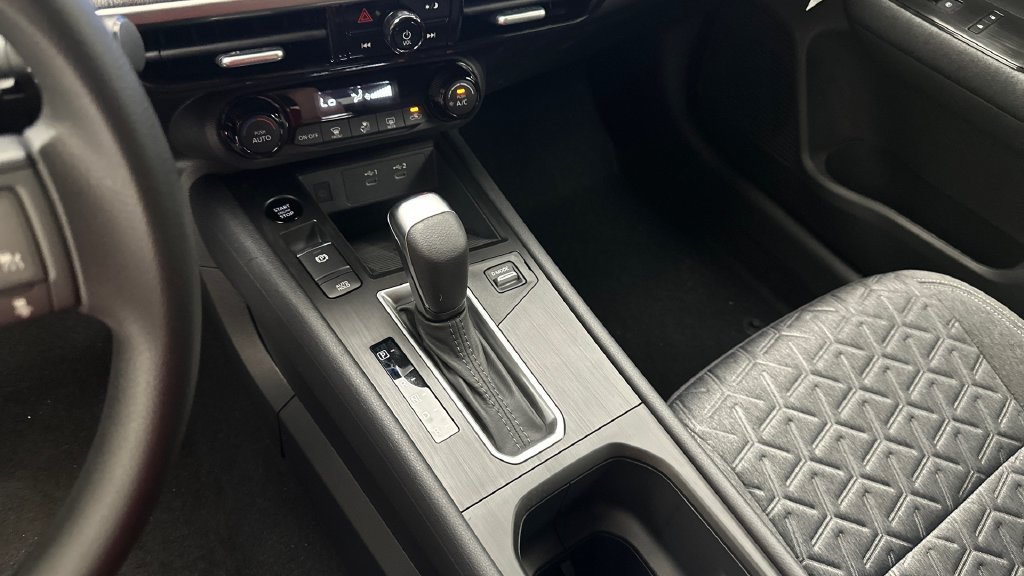 New 2026 Nissan Kicks SV AWD/4WD image 12