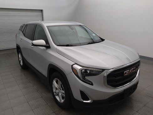 Used 2020 GMC Terrain SLE FWD image 13