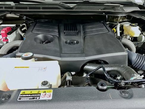 Used 2022 Toyota Tundra SR5 w/ TRD Off-Road Premium Package image 22