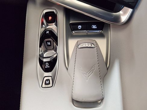 Used 2021 Chevrolet Corvette Stingray Preferred Cpe w/ Z51 Performance Package RWD image 34