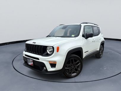 Used 2021 Jeep Renegade Latitude w/ Sun & Sound Group