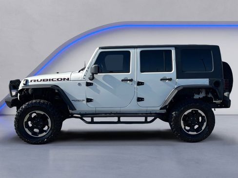 Used 2007 Jeep Wrangler Unlimited Rubicon w/ Dual Top Group AWD/4WD image 6