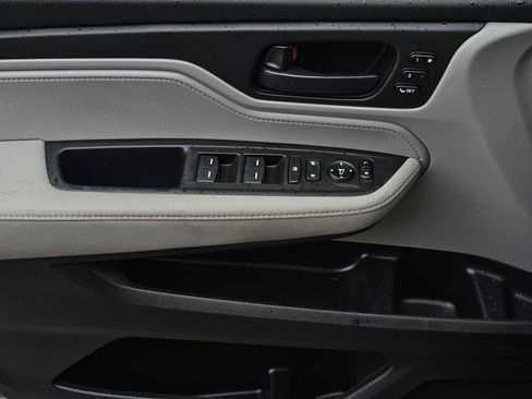 Used 2023 Honda Odyssey EX-L image 22