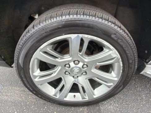 Used 2015 Cadillac Escalade Premium AWD/4WD image 27