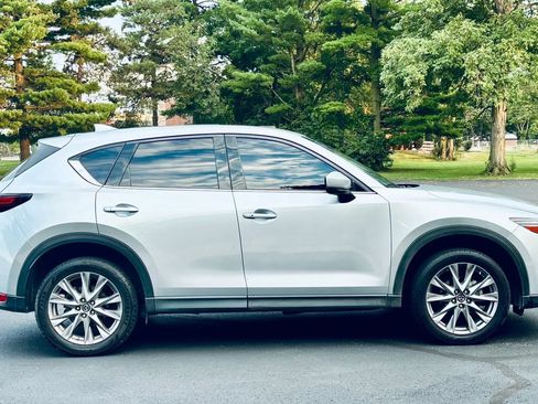 Used 2020 MAZDA CX-5 Grand Touring FWD image 2