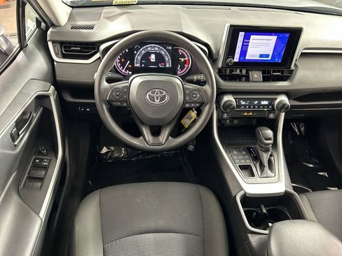 Used 2024 Toyota RAV4 LE image 21