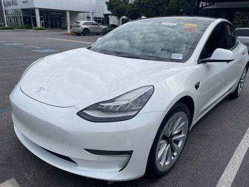 Used 2022 Tesla Model 3 Long Range AWD/4WD image 4