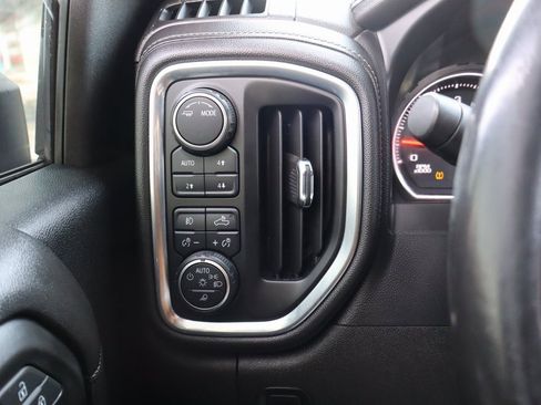 Used 2021 Chevrolet Silverado 2500 LTZ image 7