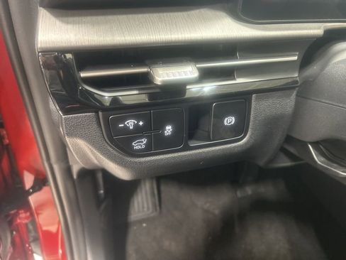 New 2026 Kia Sportage X-Line w/ X-Line Technology Package image 11