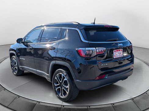 Used 2022 Jeep Compass Limited AWD/4WD image 5