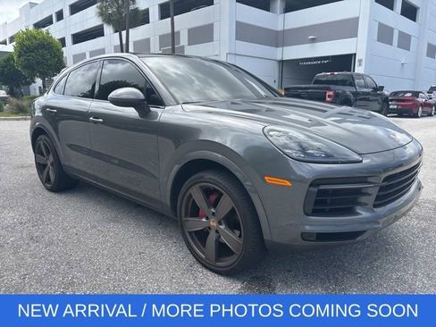 Used 2020 Porsche Cayenne AWD/4WD image 1