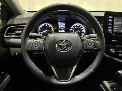 Certified 2021 Toyota Camry SE w/ Convenience Package FWD image 17