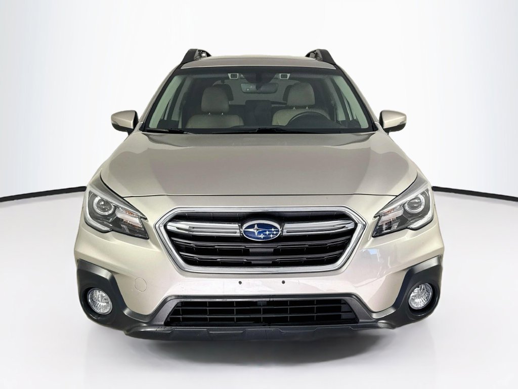 Used 2019 Subaru Outback 2.5i Limited AWD/4WD image 2