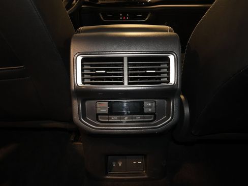 Used 2026 Volkswagen Atlas SE AWD/4WD image 29