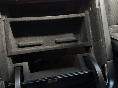 Used 2019 Lincoln Navigator Reserve AWD/4WD image 18
