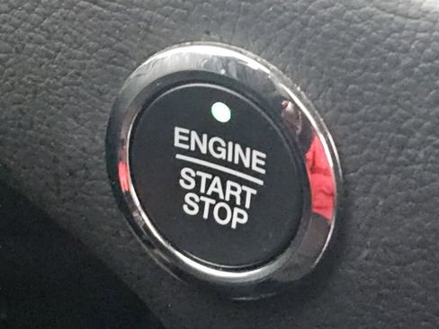 Used 2022 Ford Edge ST w/ Equipment Group 401A image 17