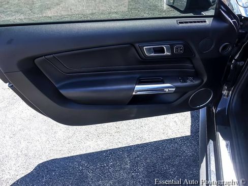 Used 2021 Ford Mustang GT Premium w/ Equipment Group 401A RWD image 19