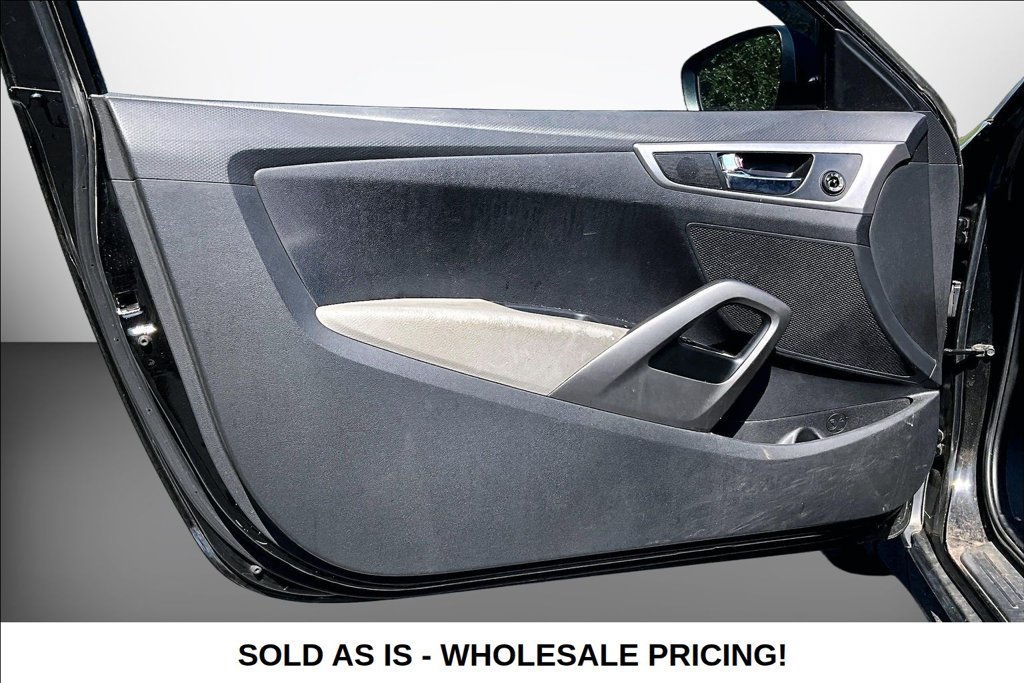Used 2012 Hyundai Veloster FWD image 19