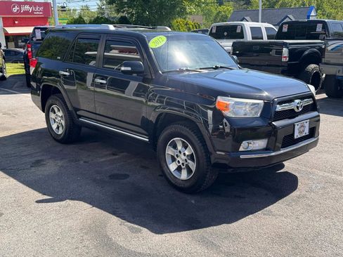 Used 2012 Toyota 4Runner SR5 w/ Convenience Pkg AWD/4WD image 4