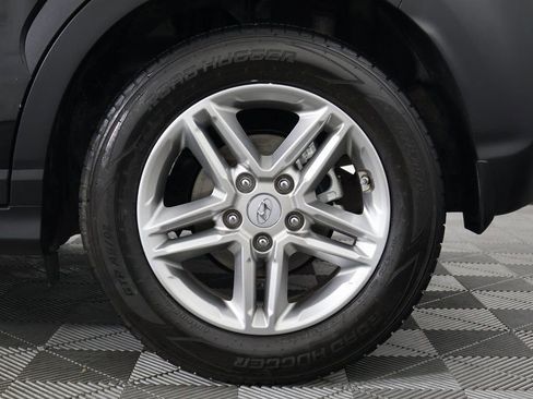 Used 2021 Hyundai Kona SE w/ Cargo Package image 16