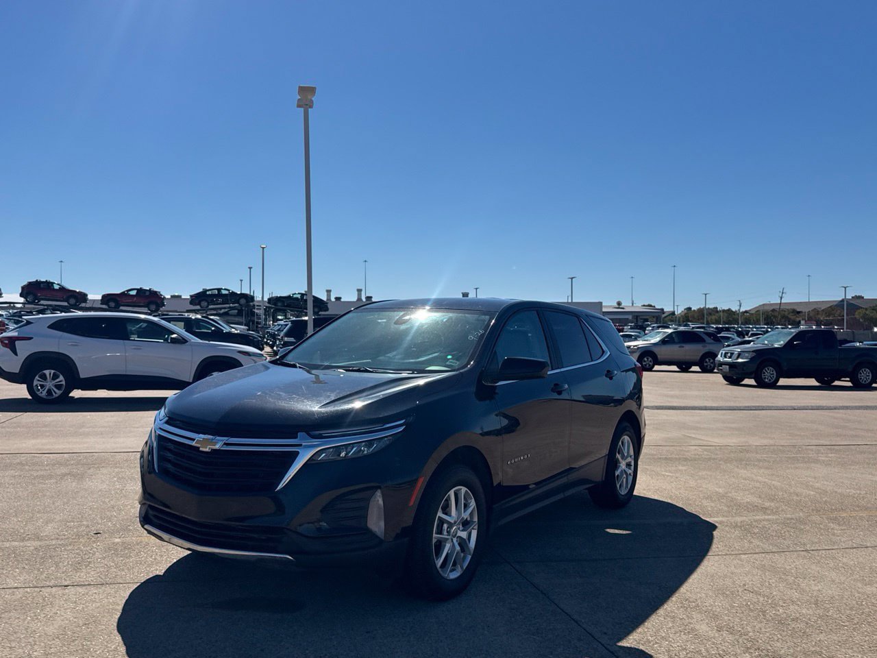 Used 2024 Chevrolet Equinox LT AWD/4WD image 8