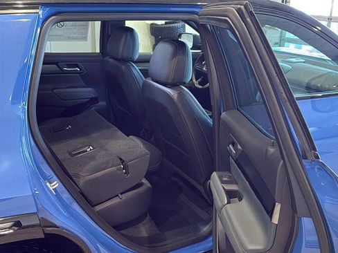 New 2026 GMC Terrain AT4 w/ Convenience Package III image 15