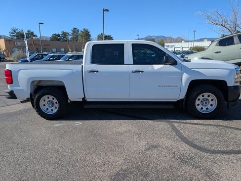 Certified 2018 Chevrolet Silverado 1500 W/T w/ Trailering Package image 6
