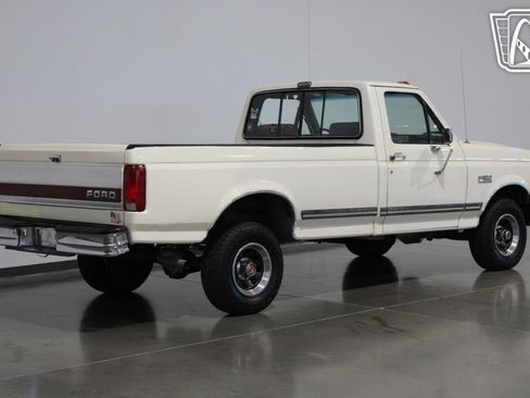 Used 1990 Ford F150 4x4 Regular Cab image 16