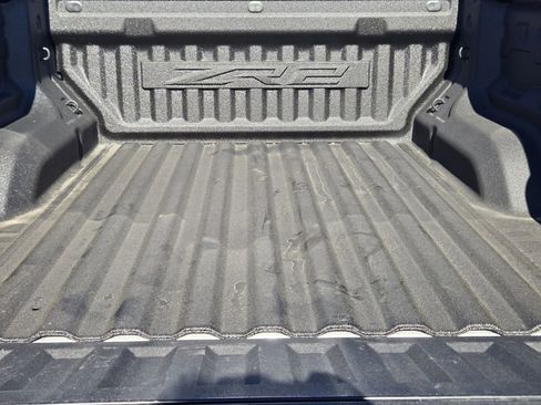 Certified 2024 Chevrolet Colorado ZR2 w/ ZR2 Convenience Package III image 33