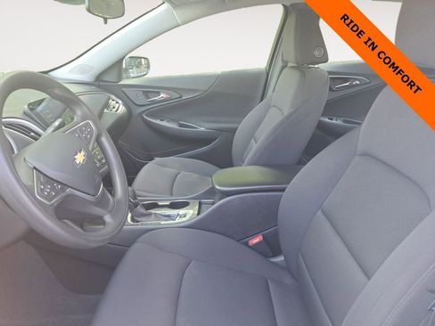Used 2023 Chevrolet Malibu LS w/ Driver Confidence Package image 9