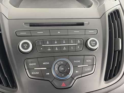 Used 2017 Ford Escape S FWD image 21