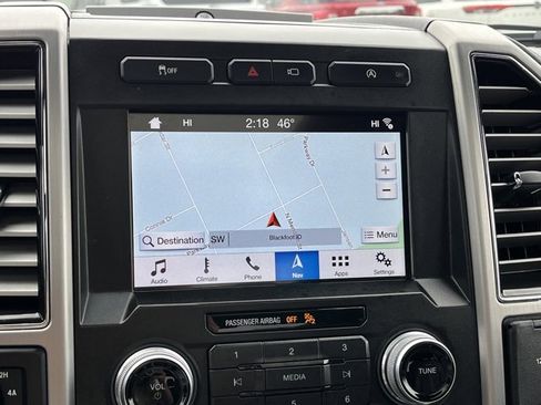 Used 2019 Ford F150 Platinum w/ Technology Package image 38