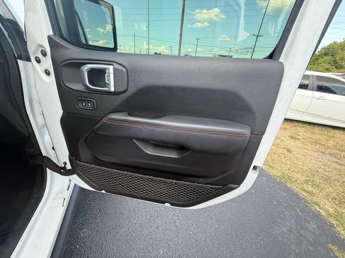 Used 2020 Jeep Wrangler Unlimited Rubicon AWD/4WD image 22