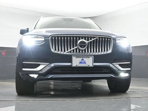 Used 2023 Volvo XC90 B6 Plus w/ Protection Package Premier AWD/4WD image 11