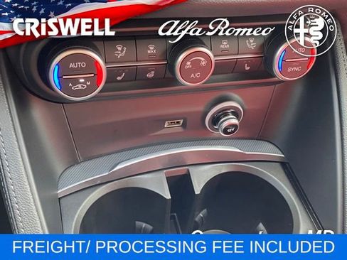 New 2025 Alfa Romeo Stelvio Sprint image 31