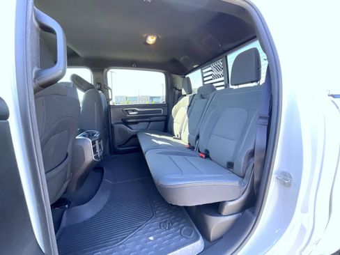 Used 2022 RAM 1500 Big Horn AWD/4WD image 18