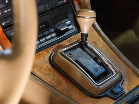 Used 1997 Jaguar XJ6 L RWD image 17