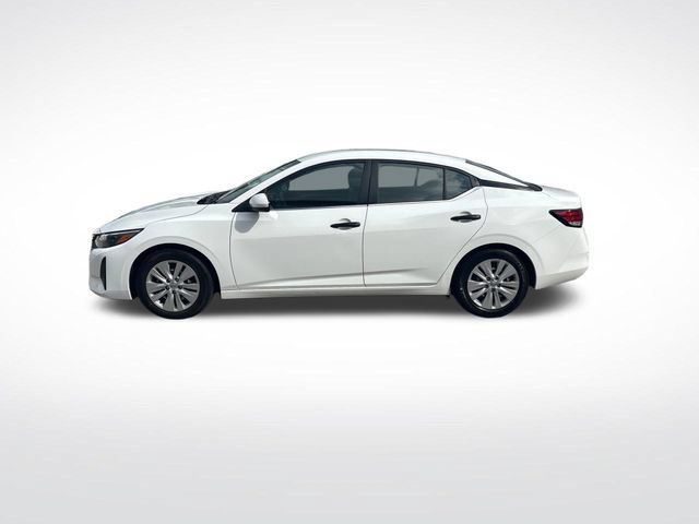 Used 2024 Nissan Sentra S FWD image 2